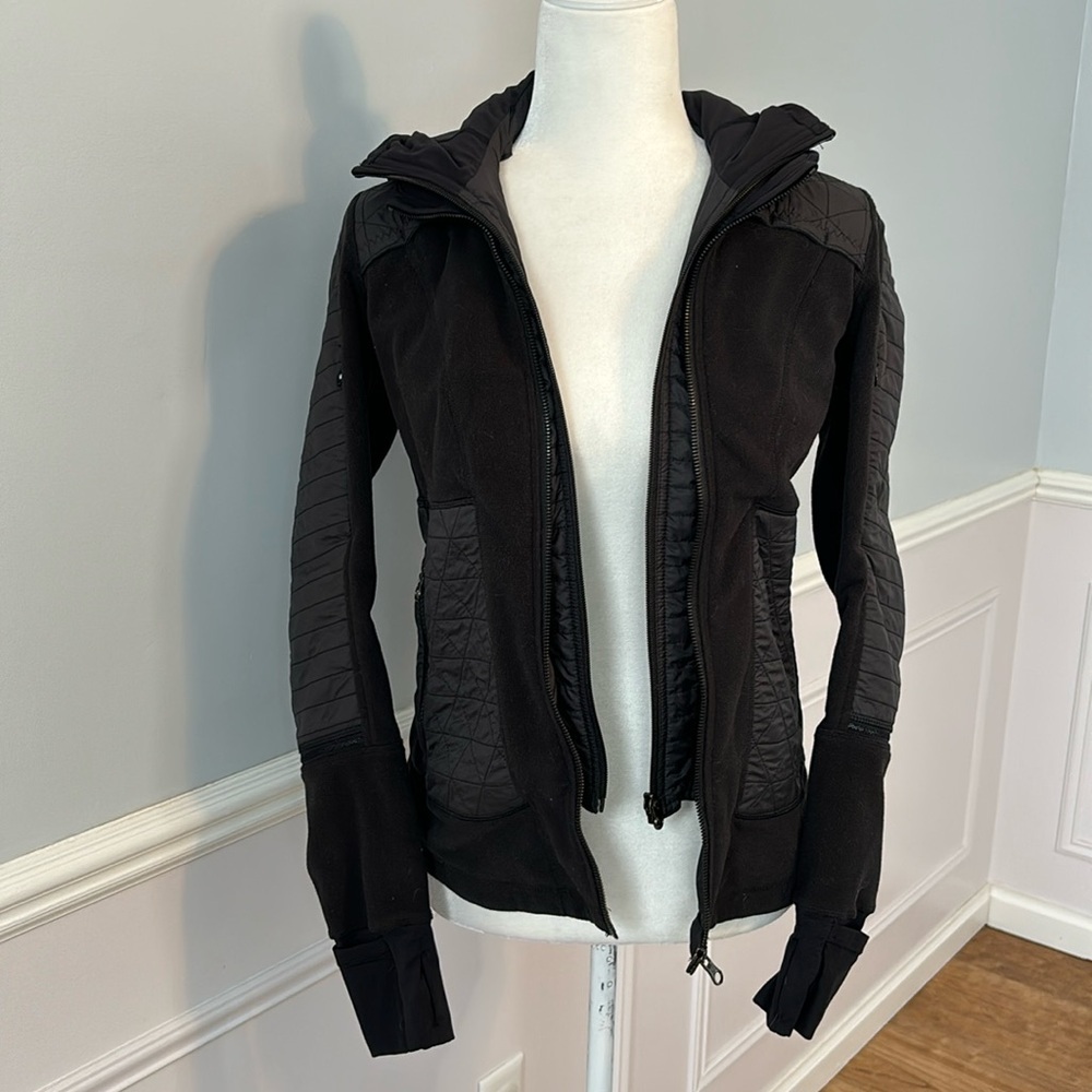 Lululemon Fleecy Keen Jacket Black Size 4 Fleece Activewear Outerwear Workout - Picture 4 of 11